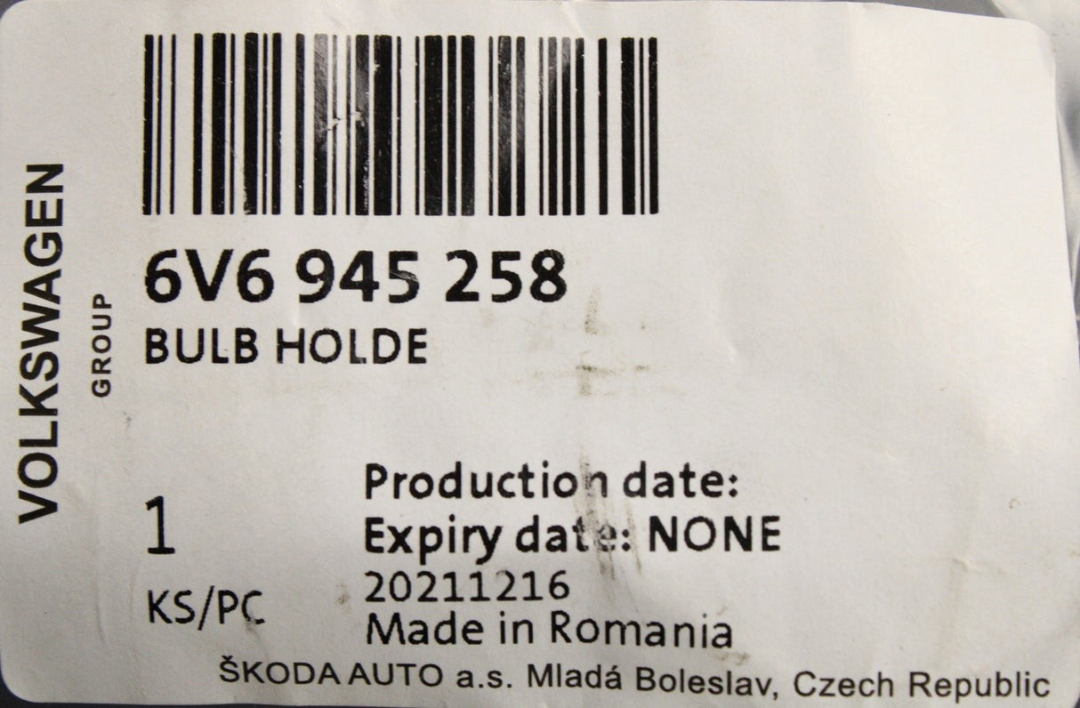 Skoda Fabia 2015-on rear light bulb holder (right) 6V6945258