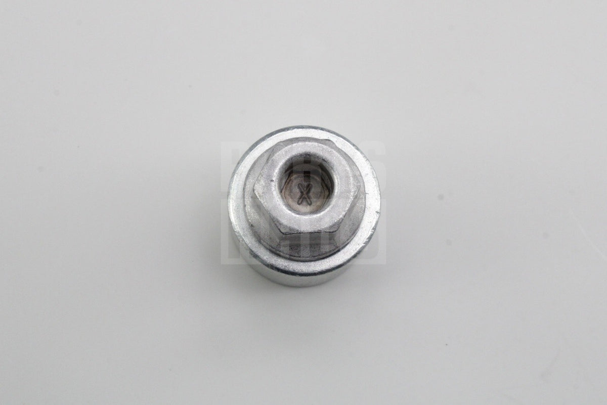 Audi A8 Q5 Q8 anti-theft locking wheel bolt (key code X) 8R0698139 820
