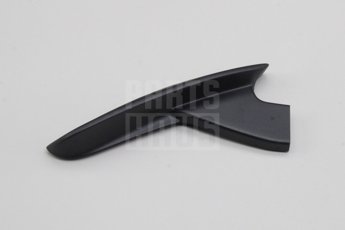 Audi Q2 2017-26 Seat height adjuster handle (left) 81A881253 4PK