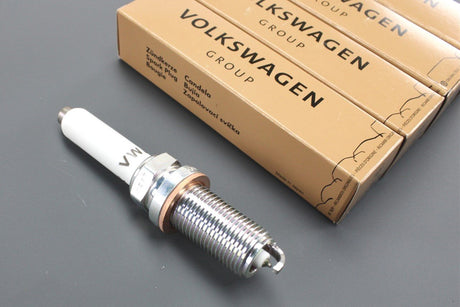 VW Audi Skoda SEAT 2.0 TSI spark plugs (x4) 06Q905601A