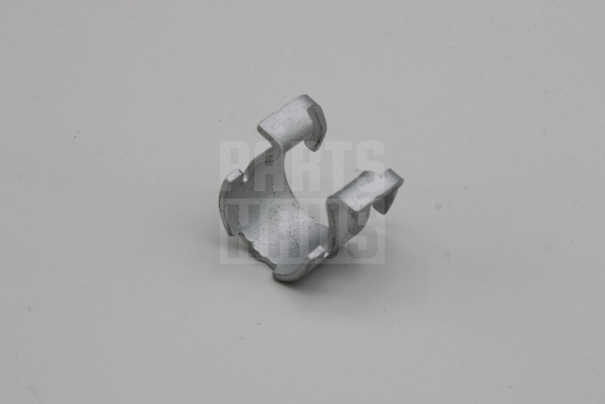 VW Audi Skoda SEAT CUPRA 2.0 TFSI injector support clip (x1) 06Q133036