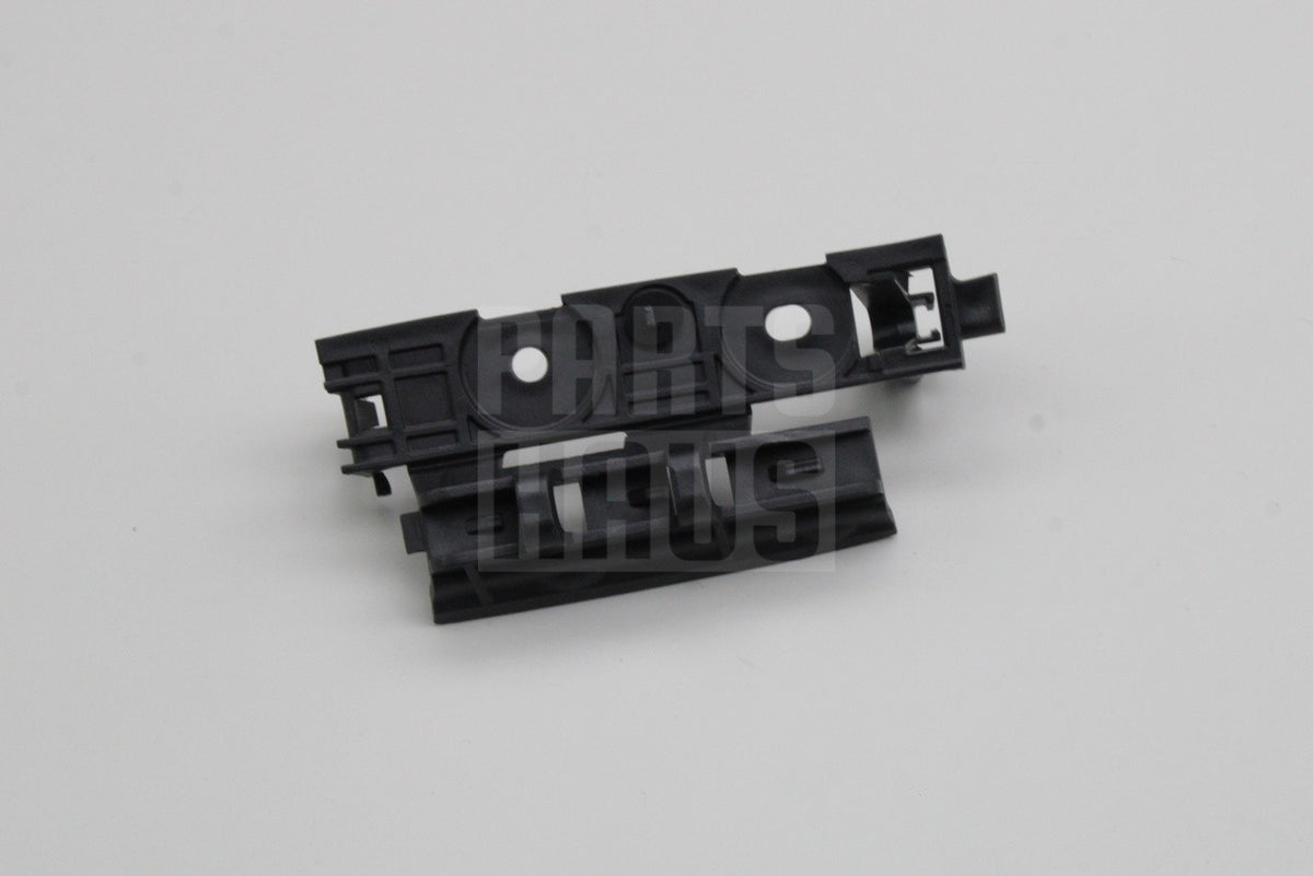 Audi A4 S4 Saloon 2016-25 rear bumper mount bracket (left) 8W5807889