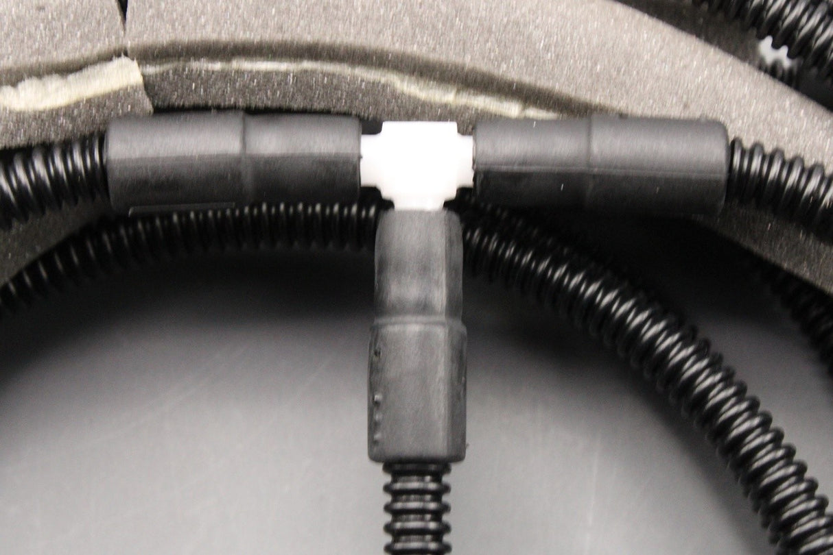 Land Rover Discovery Sport 2015-on RHD windscreen washer hose LR127341