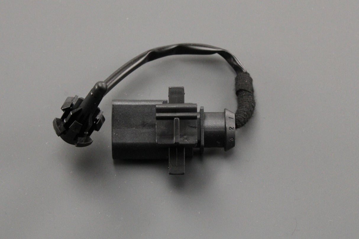 VW Passat B8 2018-2024 external temperature sensor 3G0820535B