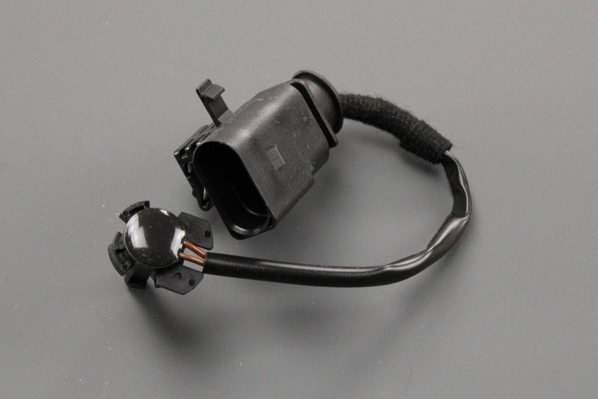 VW Passat B8 2018-2024 external temperature sensor 3G0820535B