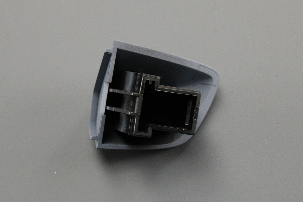 VW Golf Scirocco Skoda SEAT door handle cap (rear right) 1K8839168B GRU