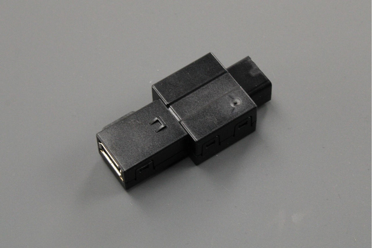 VW Audi Skoda SEAT USB connection port 5U0035726, view 1