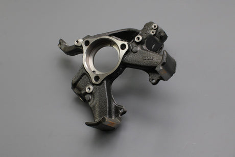 VW Golf Audi A3 8V Skoda SEAT front wheel hub carrier (right) 5Q0407256P