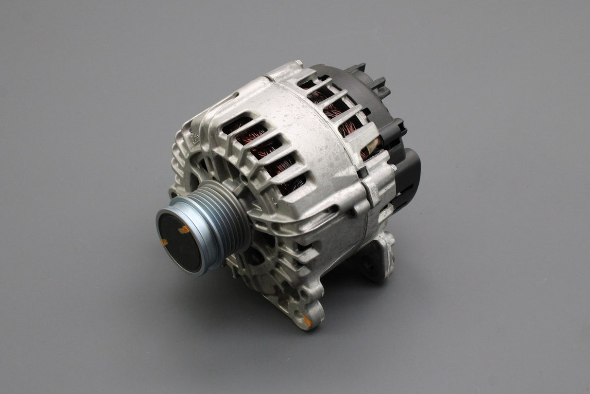 VW Passat Skoda SEAT 1.0 1.2 1.4 1.5 TSI alternator (180A) 04E903015SX
