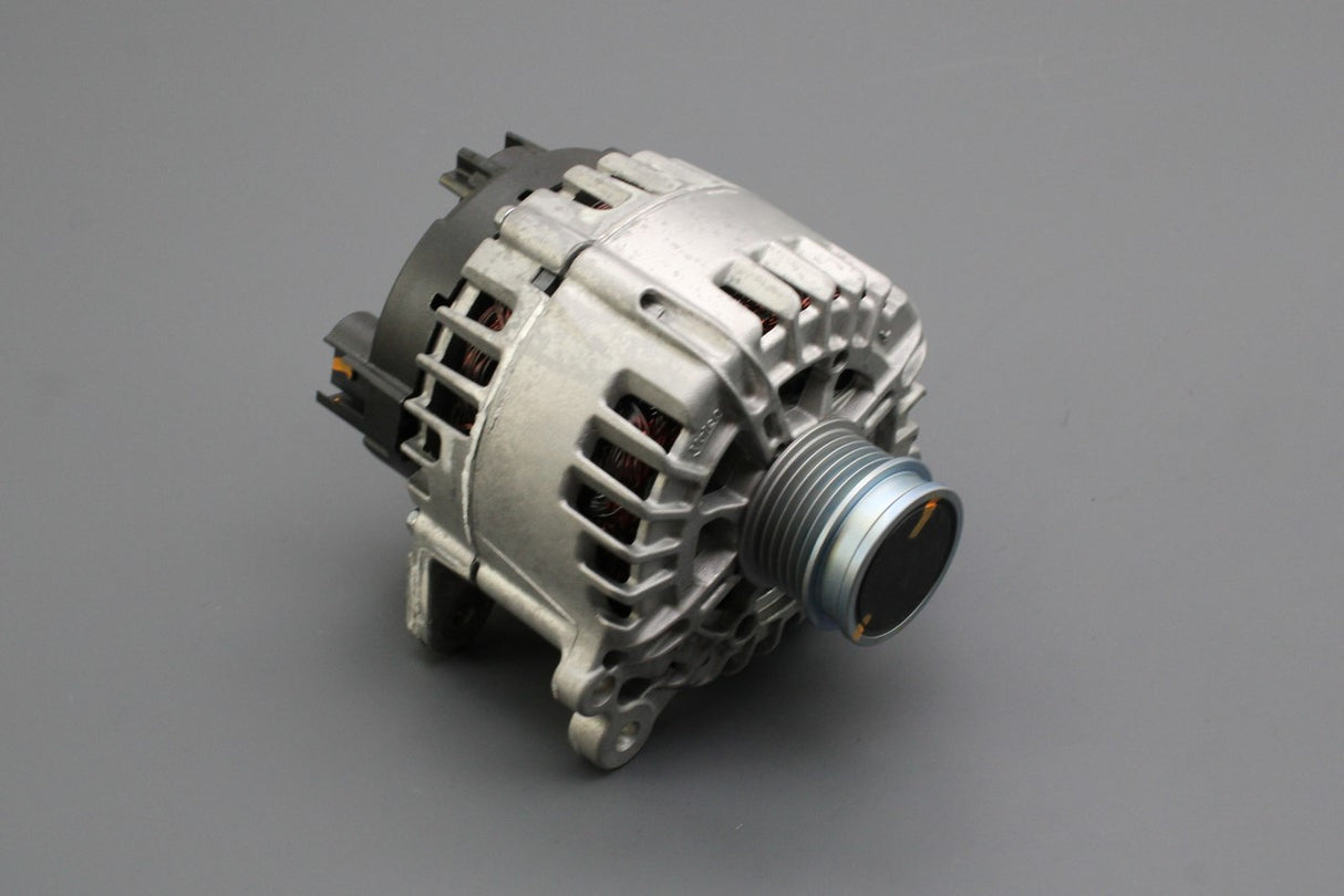 VW Passat Skoda SEAT 1.0 1.2 1.4 1.5 TSI alternator (180A) 04E903015SX