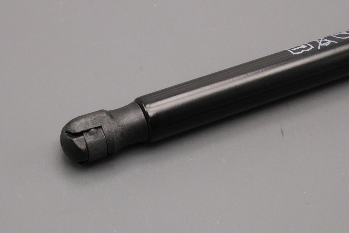 Audi TT TTS TTRS 2015-on boot lid tailgate gas strut (x1) 8S8827552D