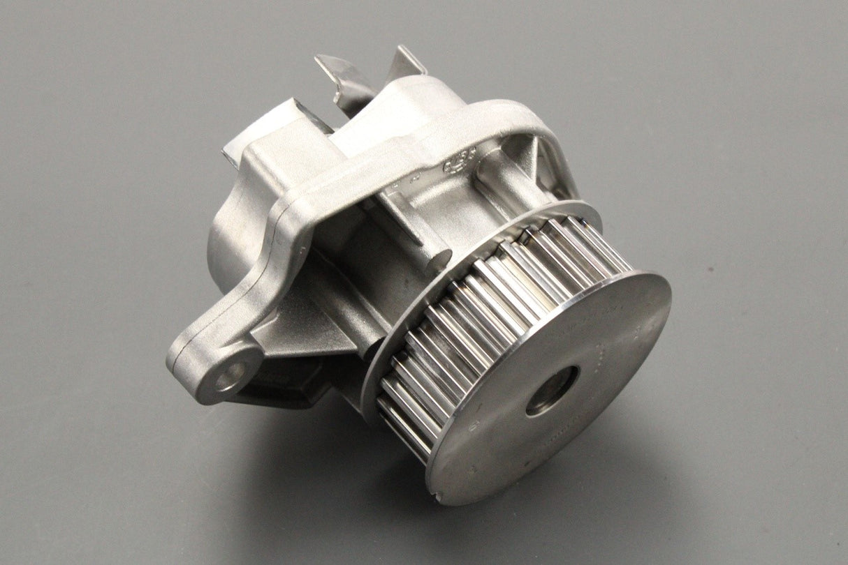 VW Golf Skoda Fabia SEAT Leon 1.4 coolant water pump (petrol) 036121008M