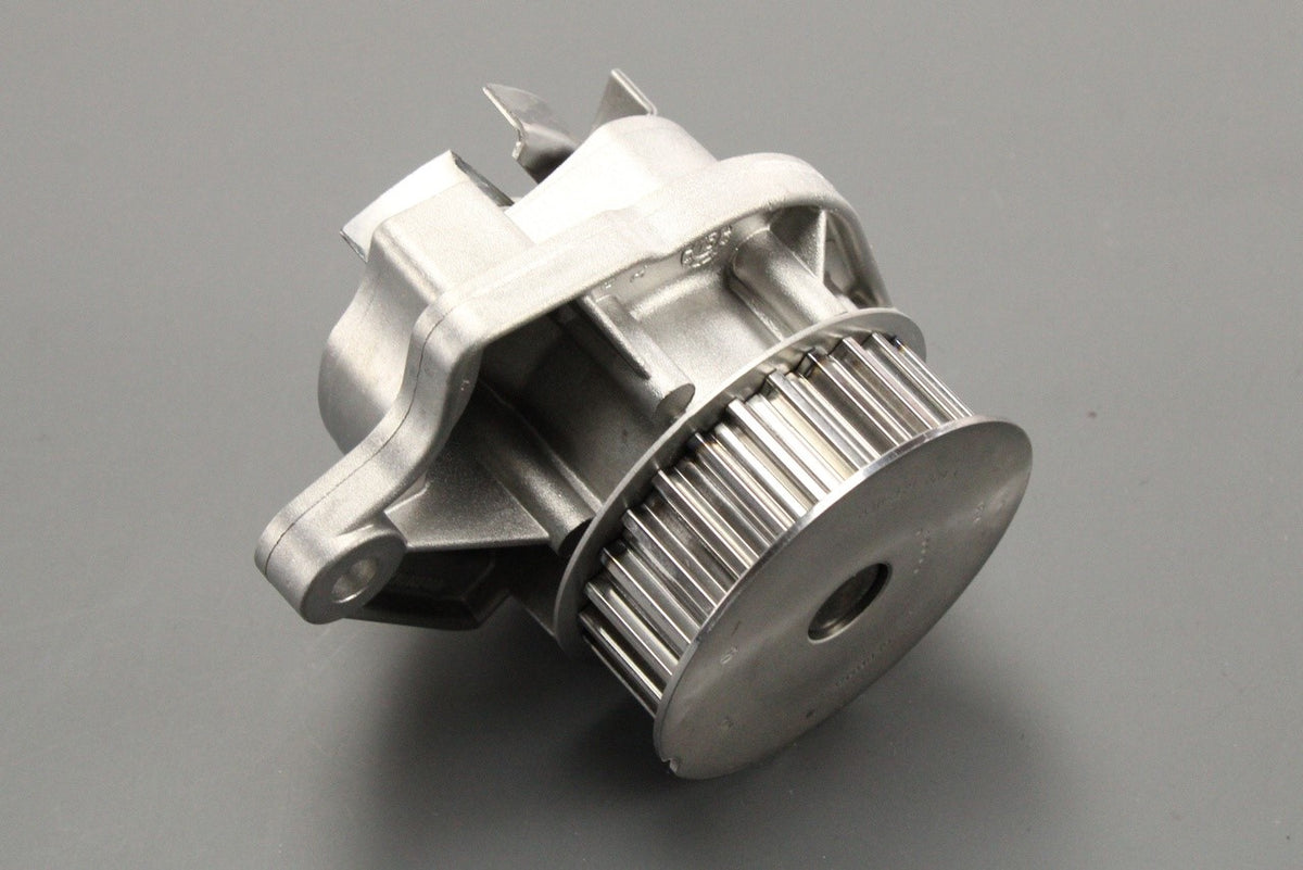 VW Golf Skoda Fabia SEAT Leon 1.4 coolant water pump (petrol) 036121008M, view 1