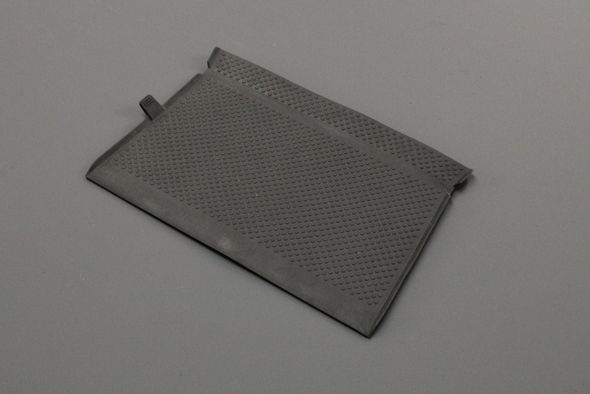 VW Passat B8 15-23 centre console compartment insert mat 3G1863416C 82V
