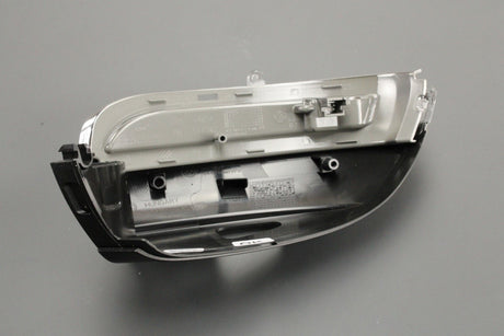 VW CC Eos Jetta Scirocco wing mirror indicator unit (right) 3C8949102E