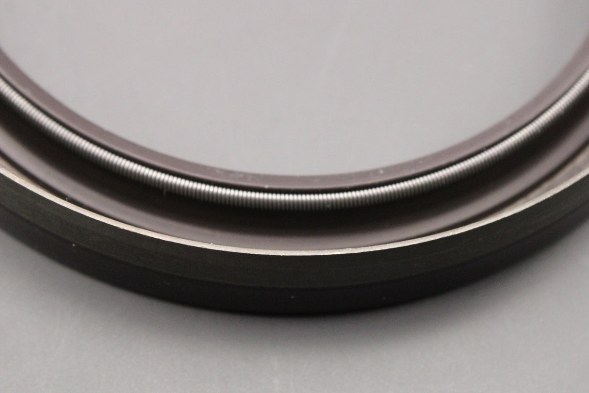 Ducati Panigale V4 Streetfighter V4 clutch / crank seal (x1) 93040341B