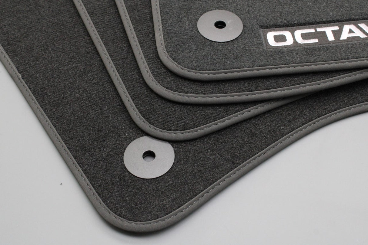 Skoda Octavia 2013-2021 RHD textile foot mats set 5E2061404C