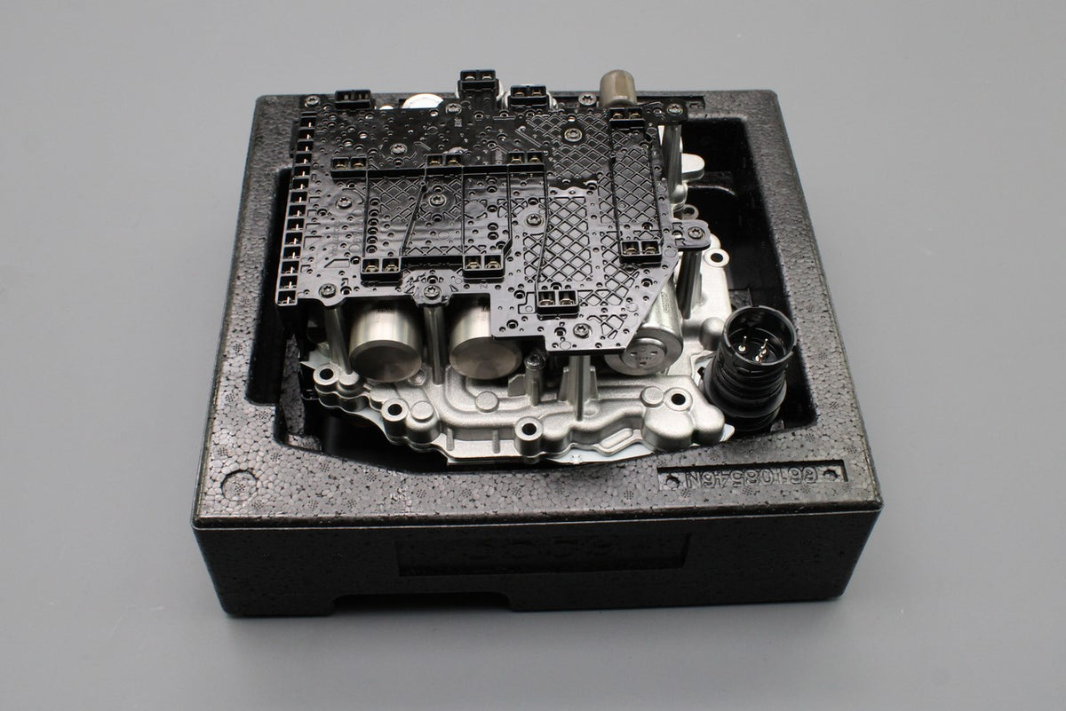 VW Golf MK7.5 Skoda Octavia 7 speed mechatronic unit 0GC325025E Z0G, view 1