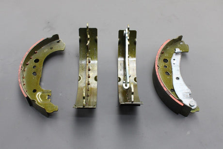 VW Polo AW Audi A1 Skoda SEAT 18-on brake shoes set (rear) 2Q0698525G