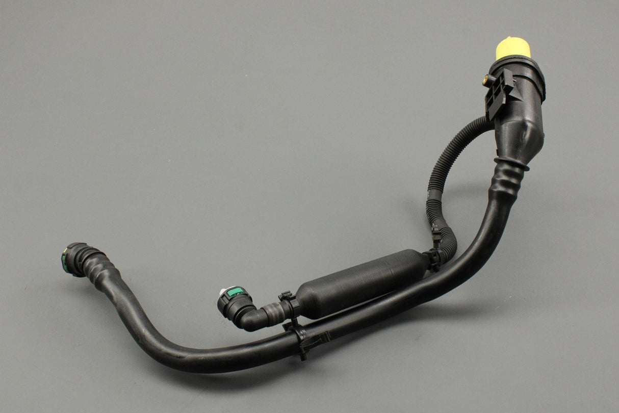 VW Arteon Passat B8 Skoda Superb 3V adblue tank filler pipe 3Q0131965D