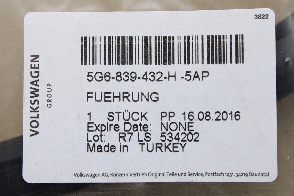 VW Golf MK7 MK7.5 Rear right window guide seal 5G6839432H5AP