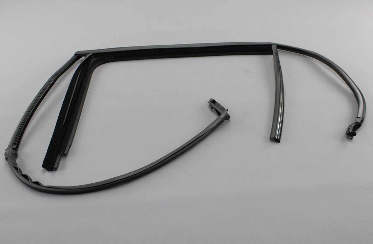 VW Golf MK8 2020- 5 Door rear left window seal guide 5H4839439E5AP, view 1