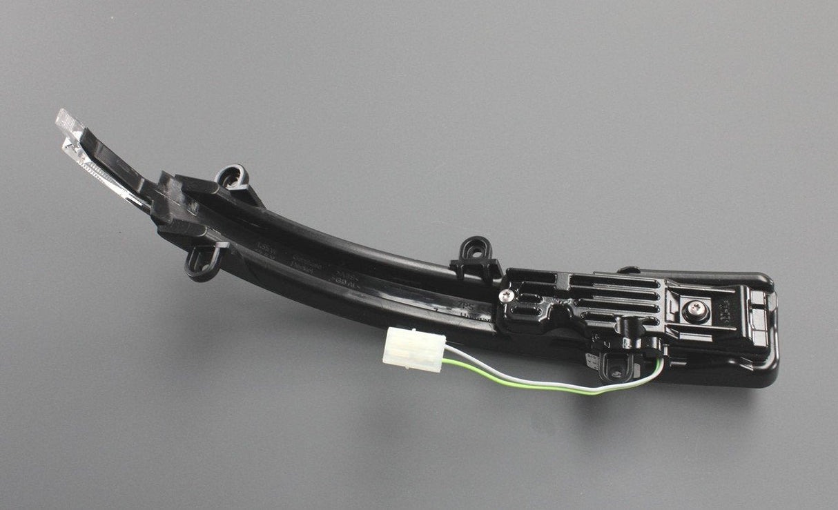 Audi Q5 Q7 09-17 exterior wing mirror indicator light (left) 4L0949101A