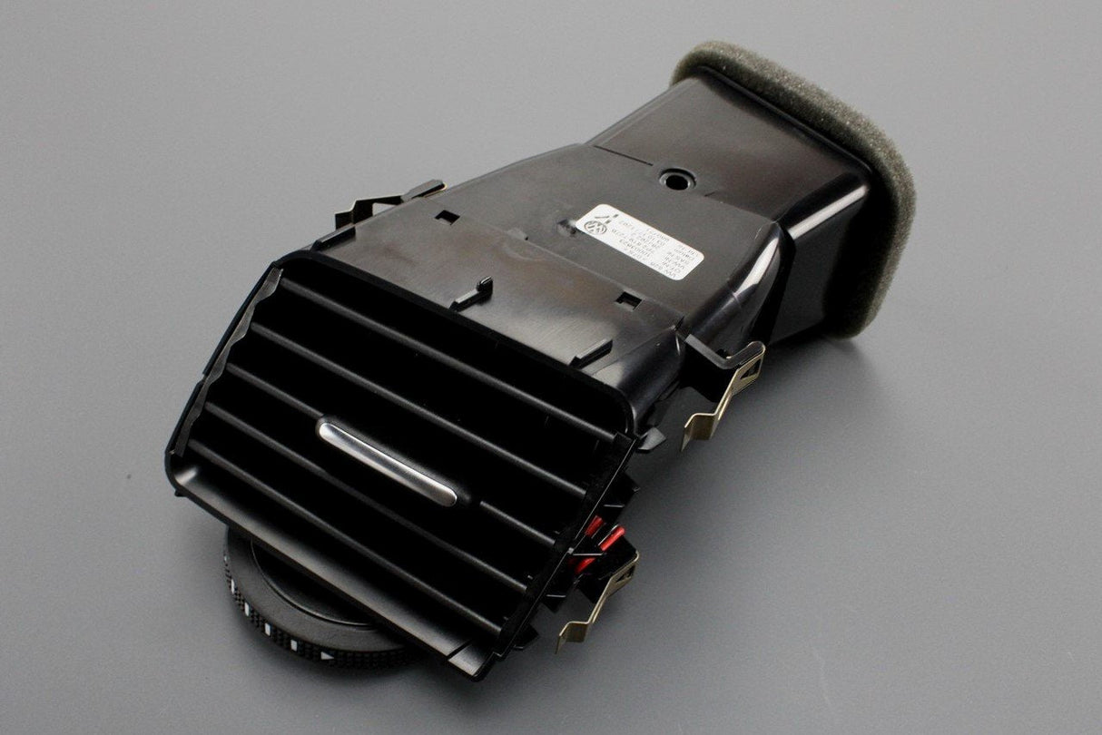 VW Touareg 7P 2015-18 dashboard air-vent (centre right) 7P2819727B UBN