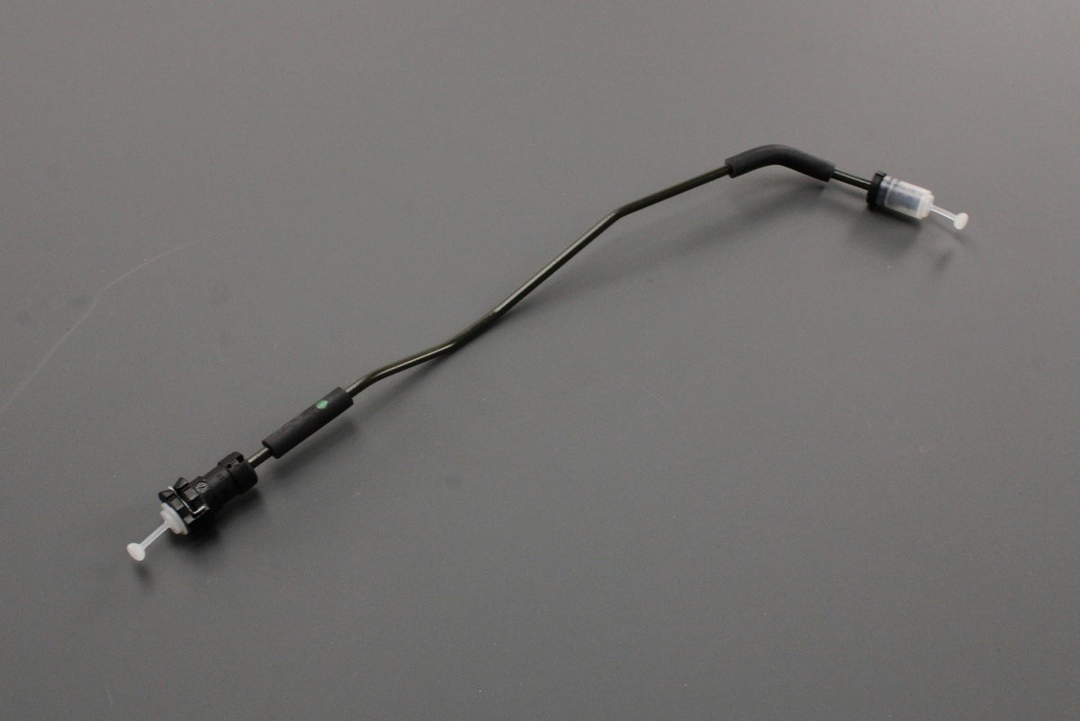 Range Rover Evoque 2012-2018 clutch pipe LR002823, view 1