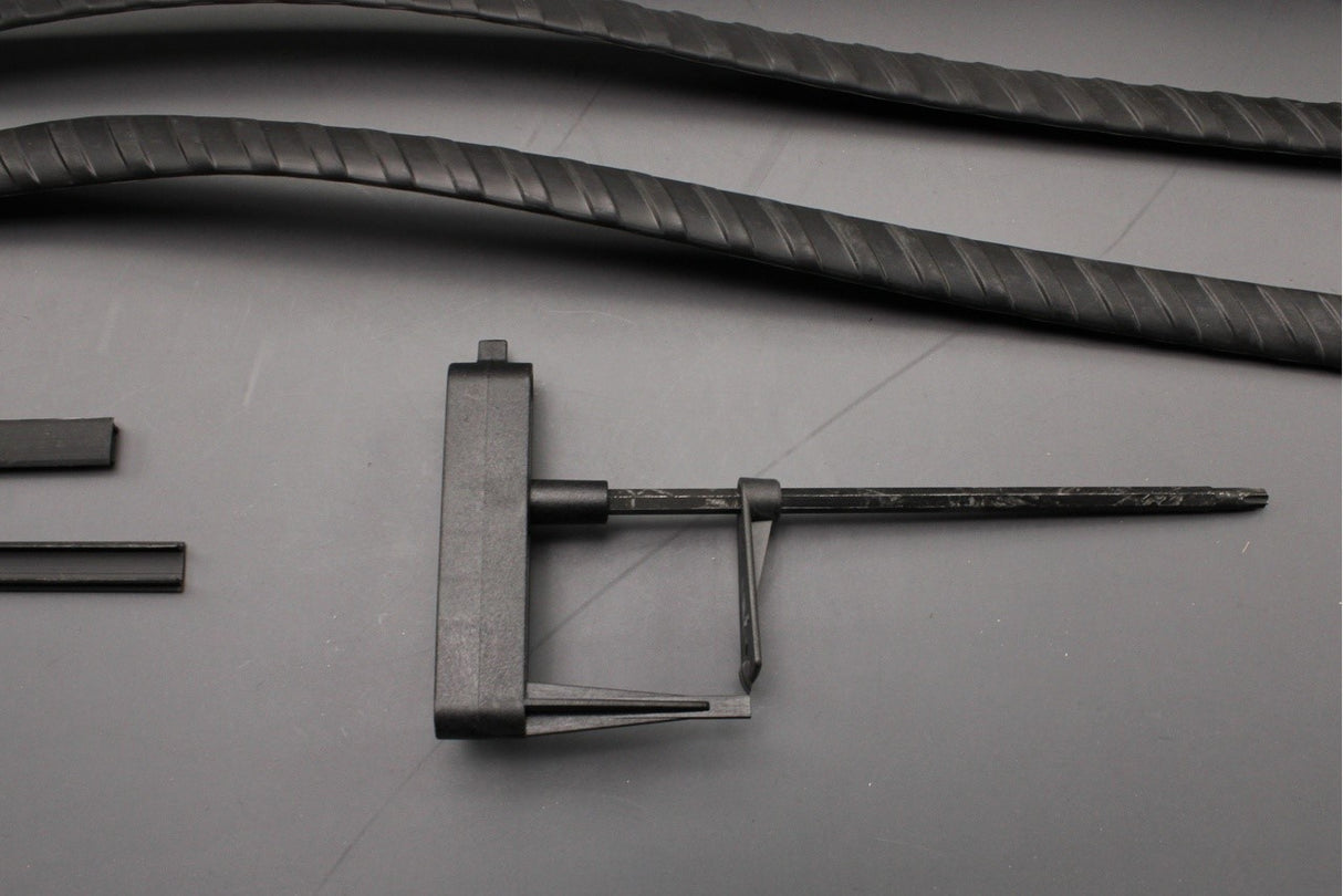 Jaguar XF 2009-2015 accessory roof bars (estate) C2Z22041