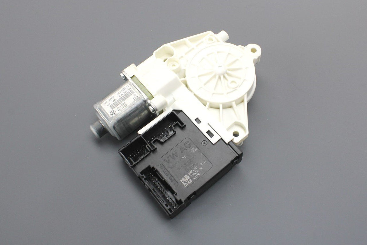 VW Tiguan 2012-16 window regulator motor (front right) 5N0959701G Z04