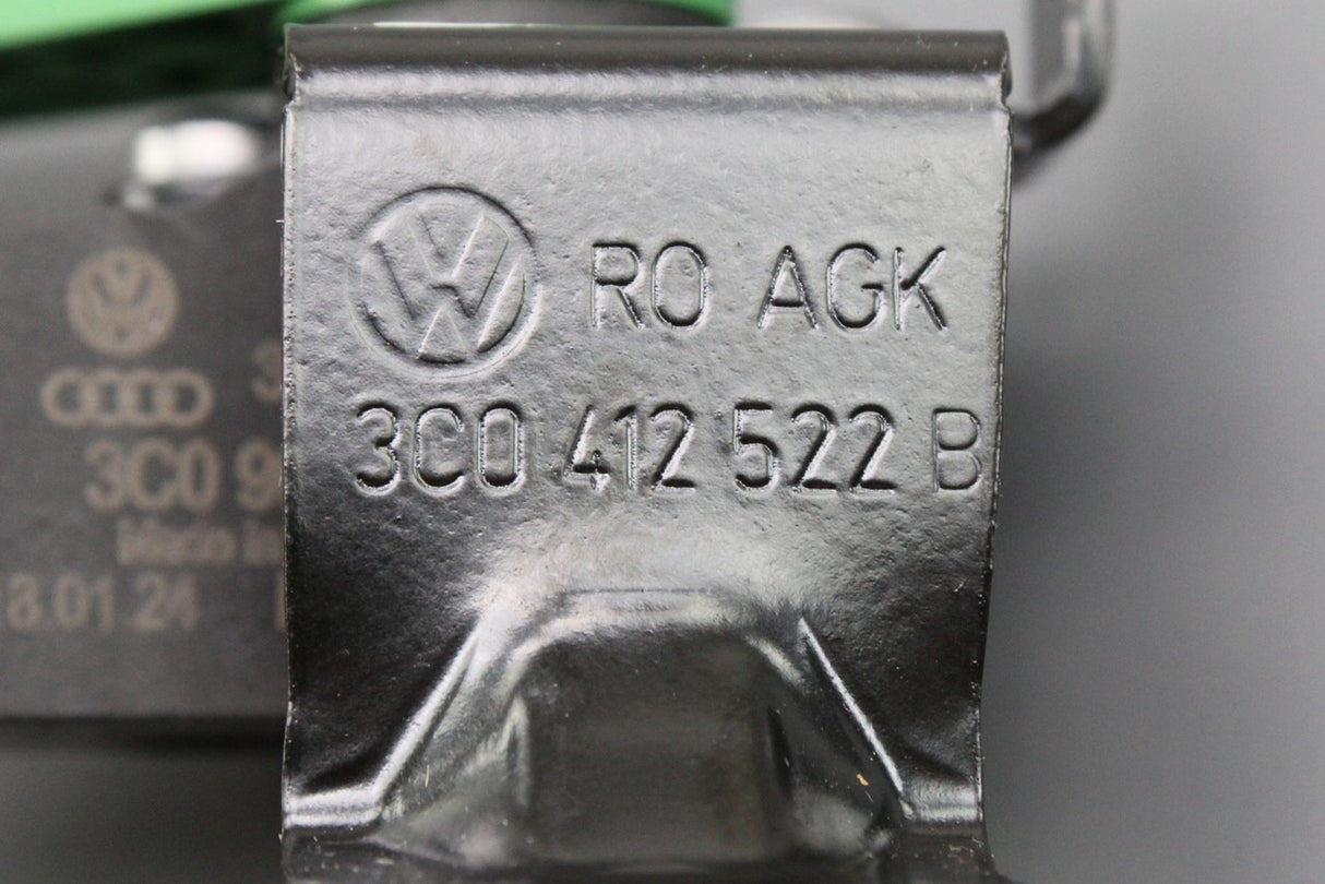 VW Golf MK6 Audi SEAT front ride height level sensor (right) 3C0412522B