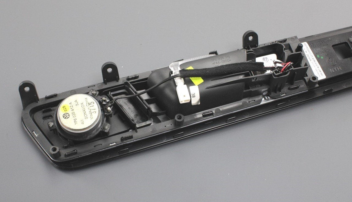 VW Touareg 11-18 interior door handle & trim (rear left) 7P6867469BL DOZ