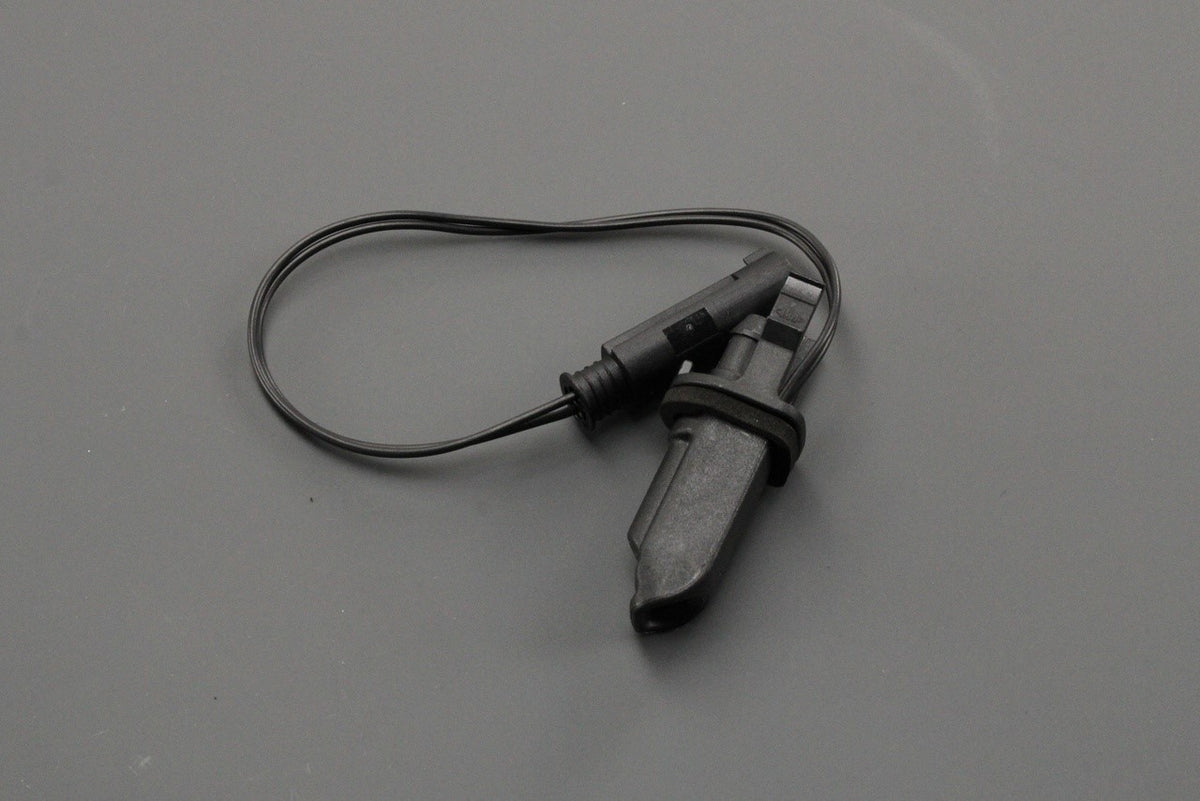 Land Rover Discovery Sport 2015-on heated windscreen washer jet LR059996, view 1
