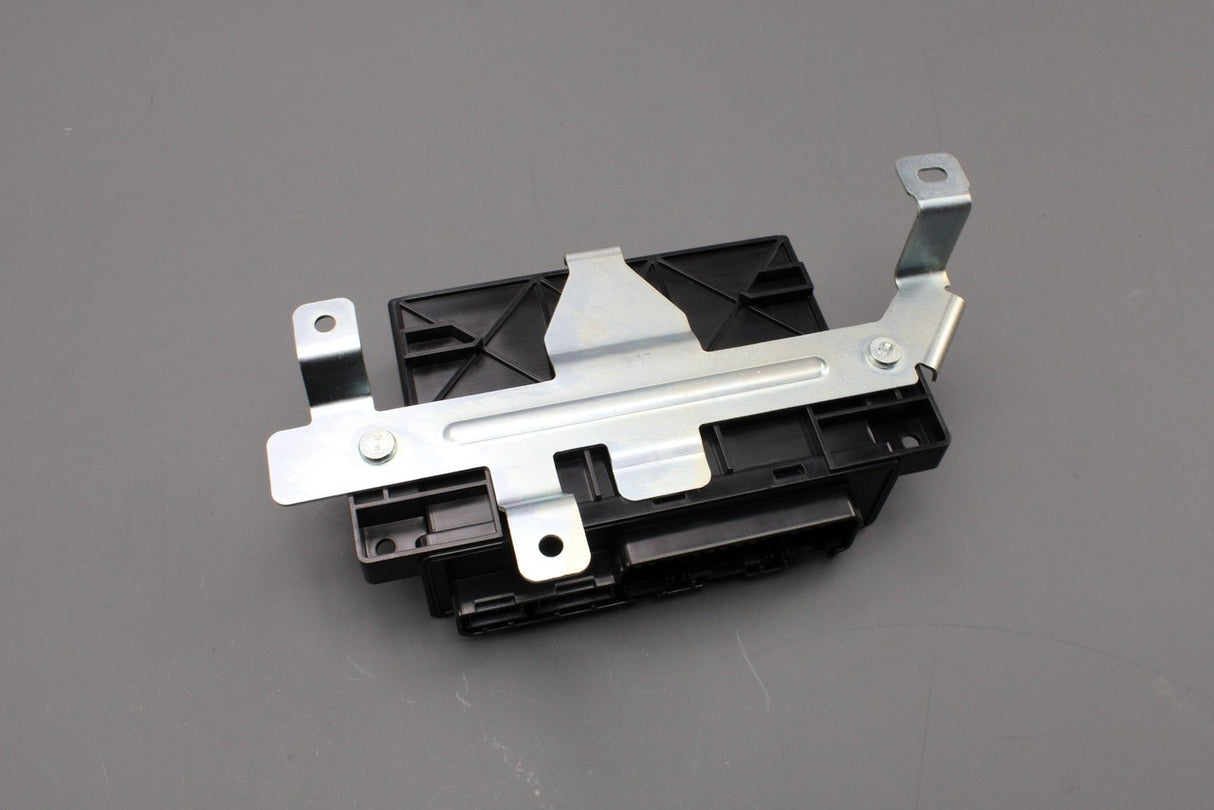 Jaguar F-Pace 2016-on deployable side steps electrical kit T4A7494