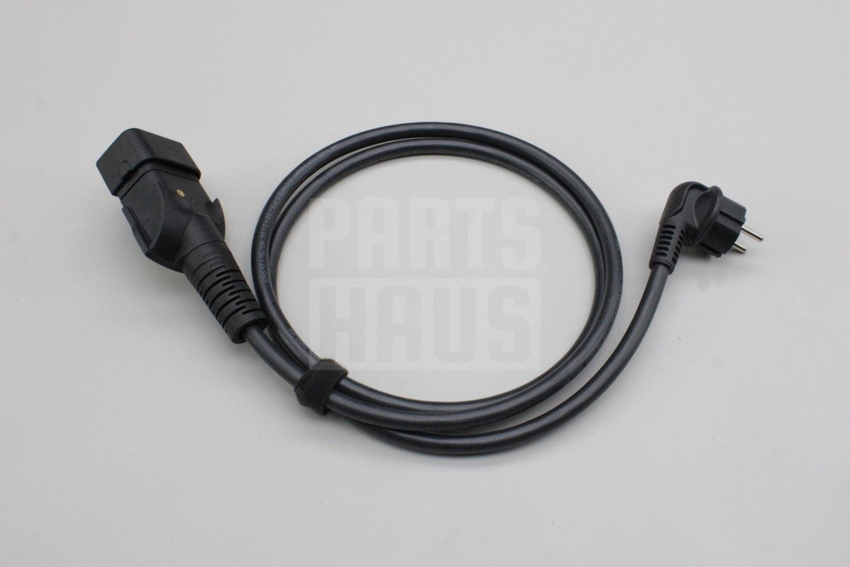 VW Golf MK8 Audi A3 A5 Q5 Skoda mains socket charging cable 7PP971678BH