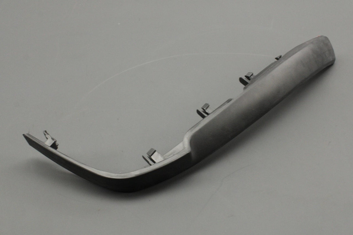 VW Tiguan 2008-2011 rear wheel arch cover trim (right) 5N0853818C 9B9