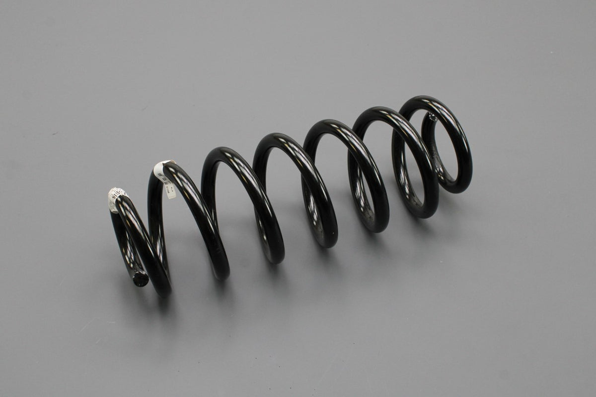 VW Golf MK8 2020-on rear coil spring (x1) 5WA511115C, view 1