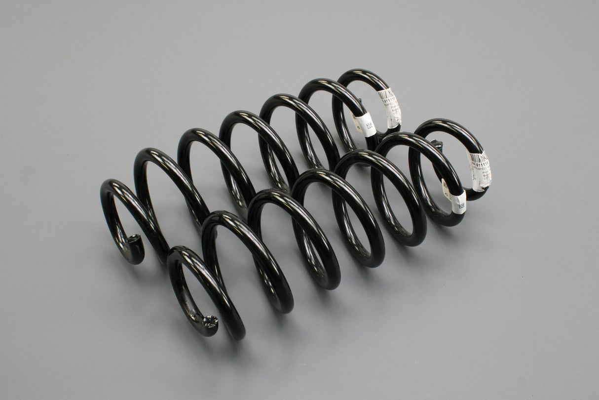 VW Golf MK8 2020-on rear coil springs (x2) 5WA511115C