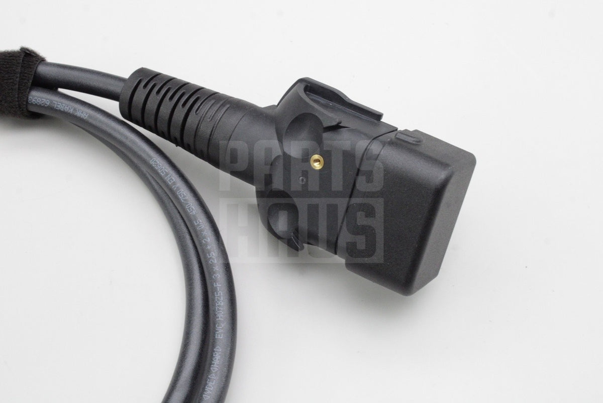 VW Golf MK8 Audi A3 A5 Q5 Skoda mains socket charging cable 7PP971678BH