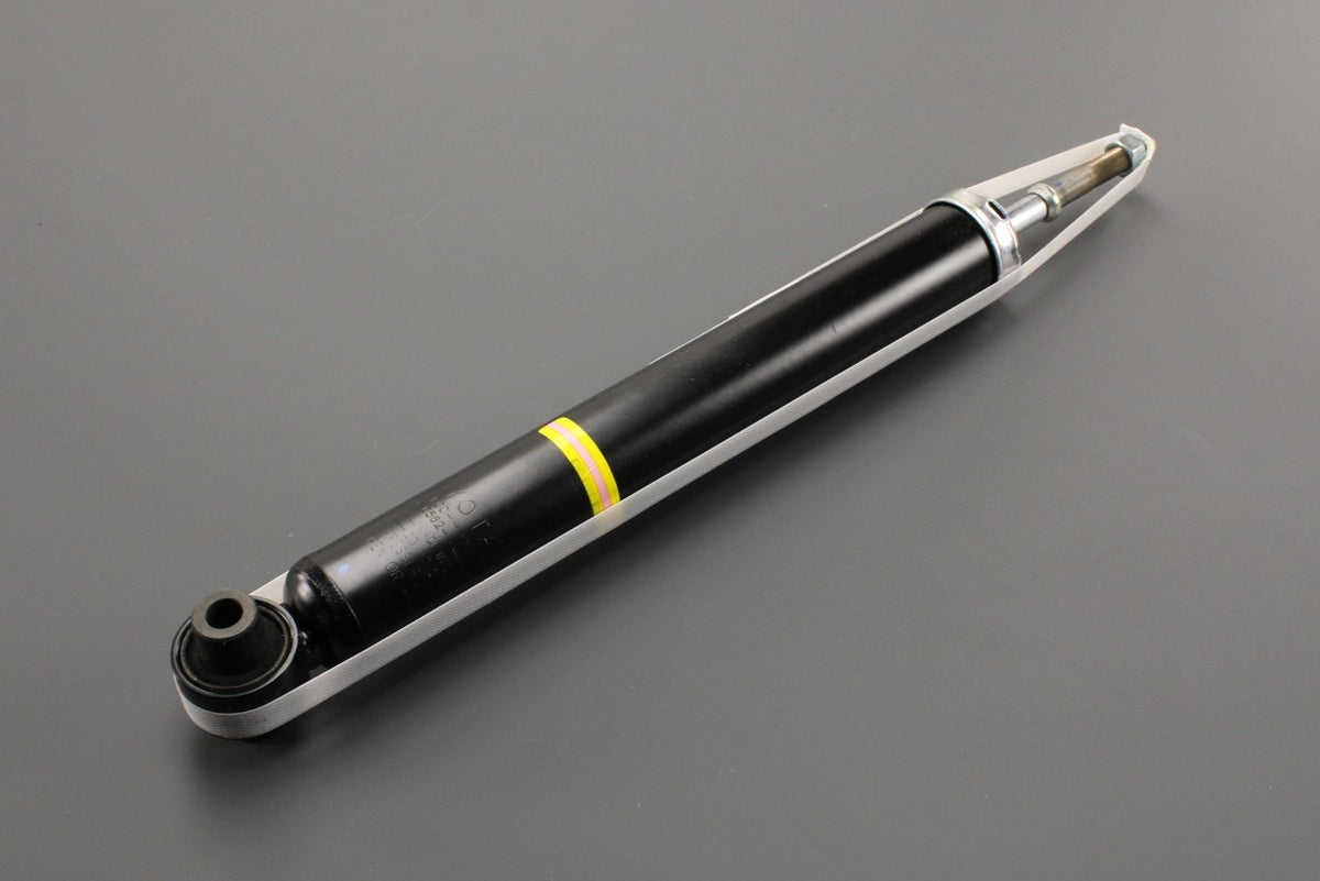 Toyota Auris 2012-2018 rear shock absorber (x1) 48530-8Z028, view 1