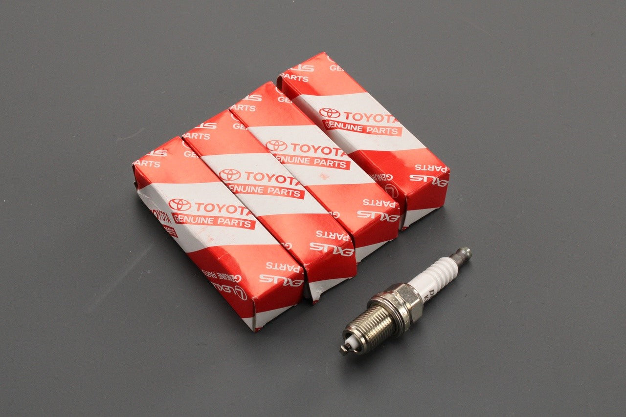 苺　0729 Toyota Hilux Land Cruiser Yaris spark plugs (x4) 90919-01176