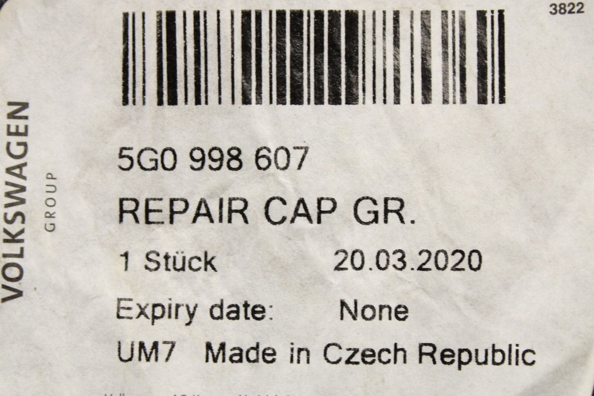 VW Golf MK7.5 e-Golf 2014-on headlight cover cap (left) 5G0998607