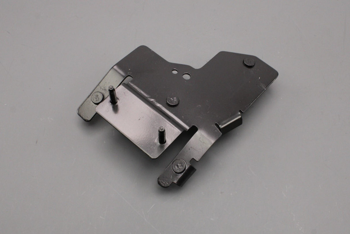 Range Rover Evoque L551 2019-on glow plug relay bracket LR125574