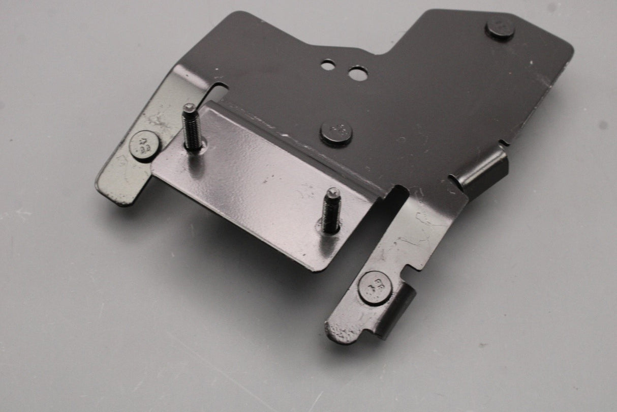 Range Rover Evoque L551 2019-on glow plug relay bracket LR125574