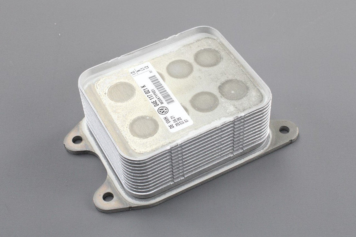 VW Audi Skoda SEAT 1.0 1.2 1.4 TSI TFSI engine oil cooler 04E117021K