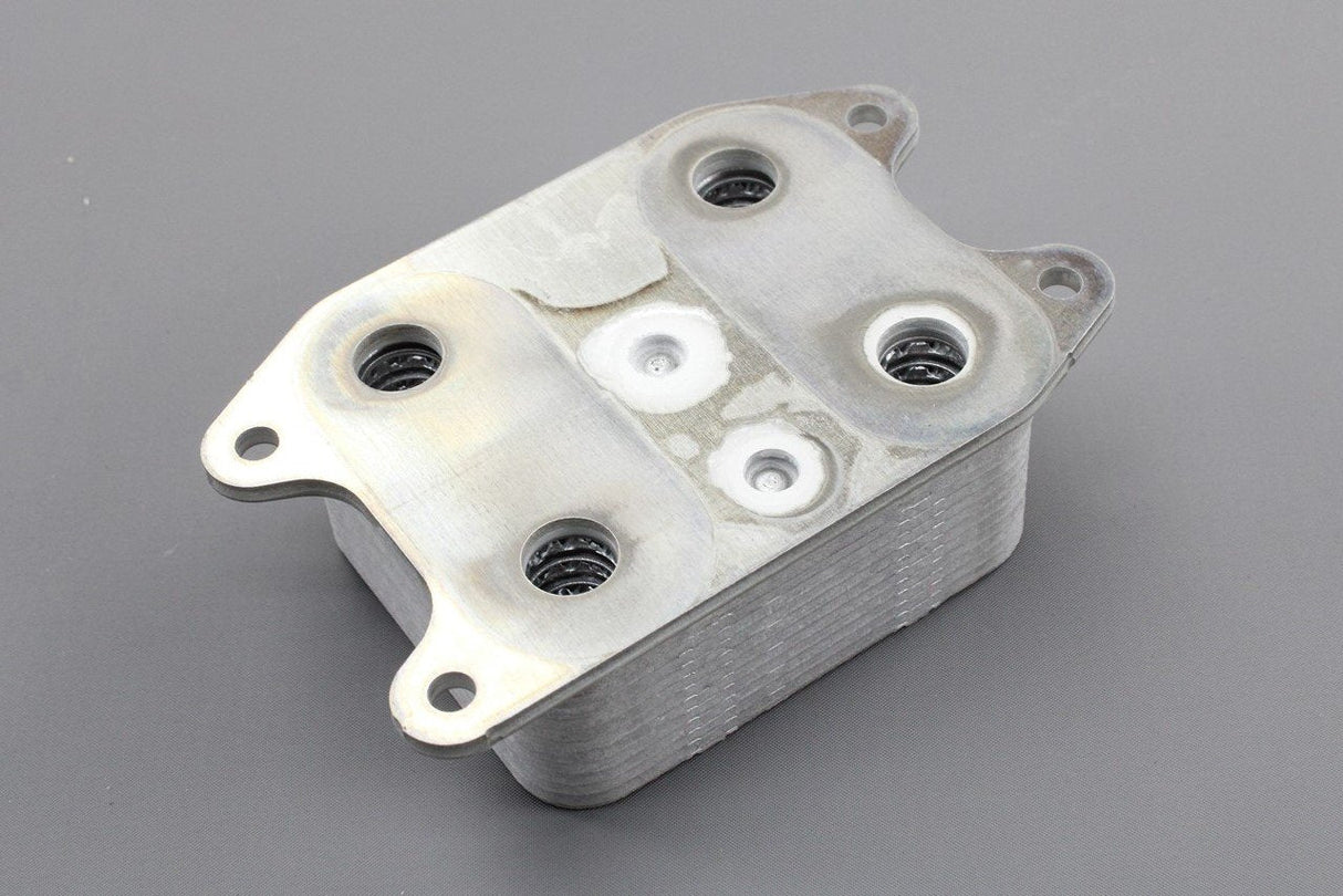 VW Audi Skoda SEAT 1.0 1.2 1.4 TSI TFSI engine oil cooler 04E117021K