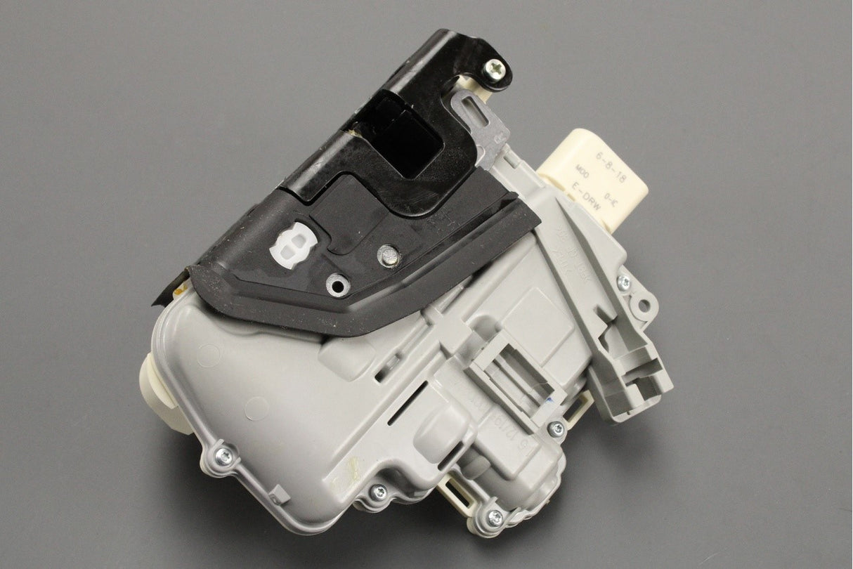 VW Passat Skoda Superb SEAT 06-15 RHD door lock (front right) 3C2837016A