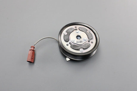 Audi A4 A5 Q5 2010-2017 A/C compressor pulley (2.0 TDI) 8K0260810H