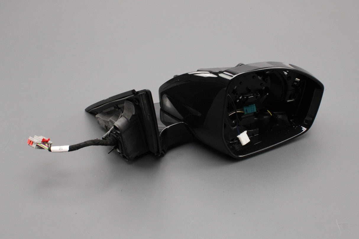 Range Rover Evoque L538 2012-2018 wing mirror housing (right) LR068143